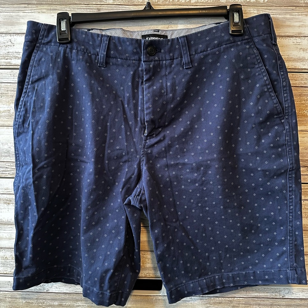 🔵 EXPRESS Stretch Classic Shorts Sz 36 Blue Dot 10” Inseam